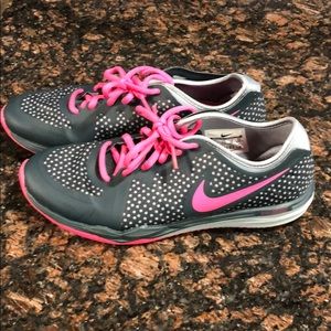 Nike women’s shoe